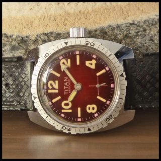 NOS 1960s TITAN Swiss Diver Vintage Watch HW Mvm Sub Seconds at 6h