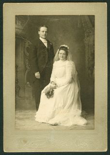 Vintage Antique WEDDING Photograph Bride Groom Fashion Hartford CT