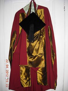 Doctoral gown, hood & mortar board University Wales PhD Ede