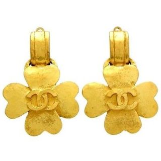 vintage Chanel earrings CC logo clover dangle gold tone COCO #ea1185