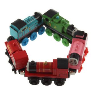 Friends,The Train Engine Wooden Child Toy 3 pairs of wheels TH144
