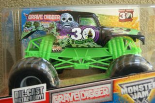 Hot Wheels Monster Jam Truck Grave Digger 30th Anniversary 1 24 Scale