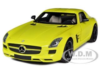 SLS AMG Yellow with Black Wheels 1 18 by Minichamps 100039022