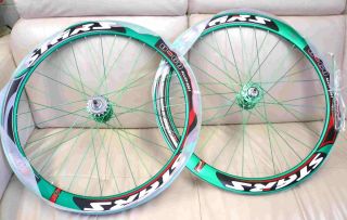 700c Deep 50mm Road Bike Wheels Rims with SEALED Bearing Green