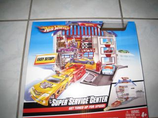 Hot Wheels Service Center Tune Up Play Set