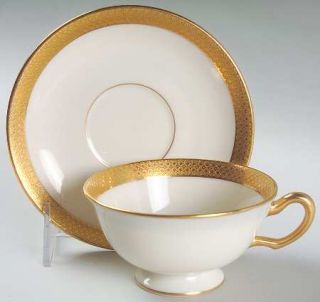Lenox China T6 Footed Cup & Saucer Set, Fine China Dinnerware   Gold Encrusted B